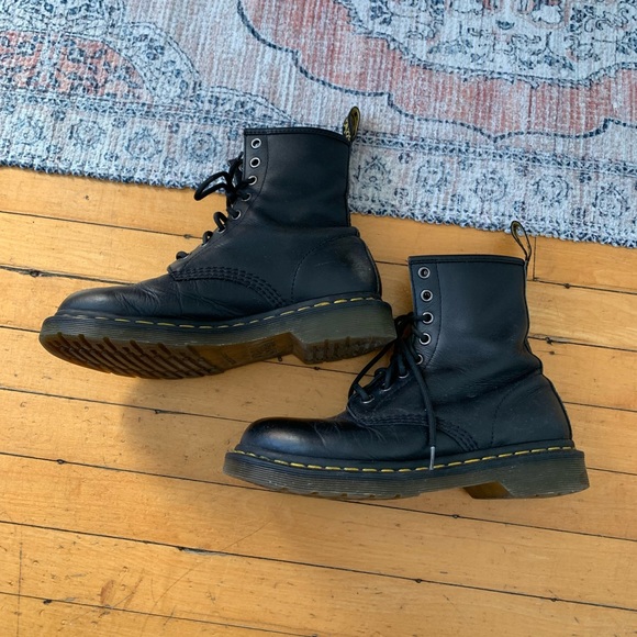 Doc Marten 1460s - Picture 4 of 5